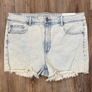 NWT American Eagle Outfitters Light Wash Super Hi-Rise Shortie Jean Shorts